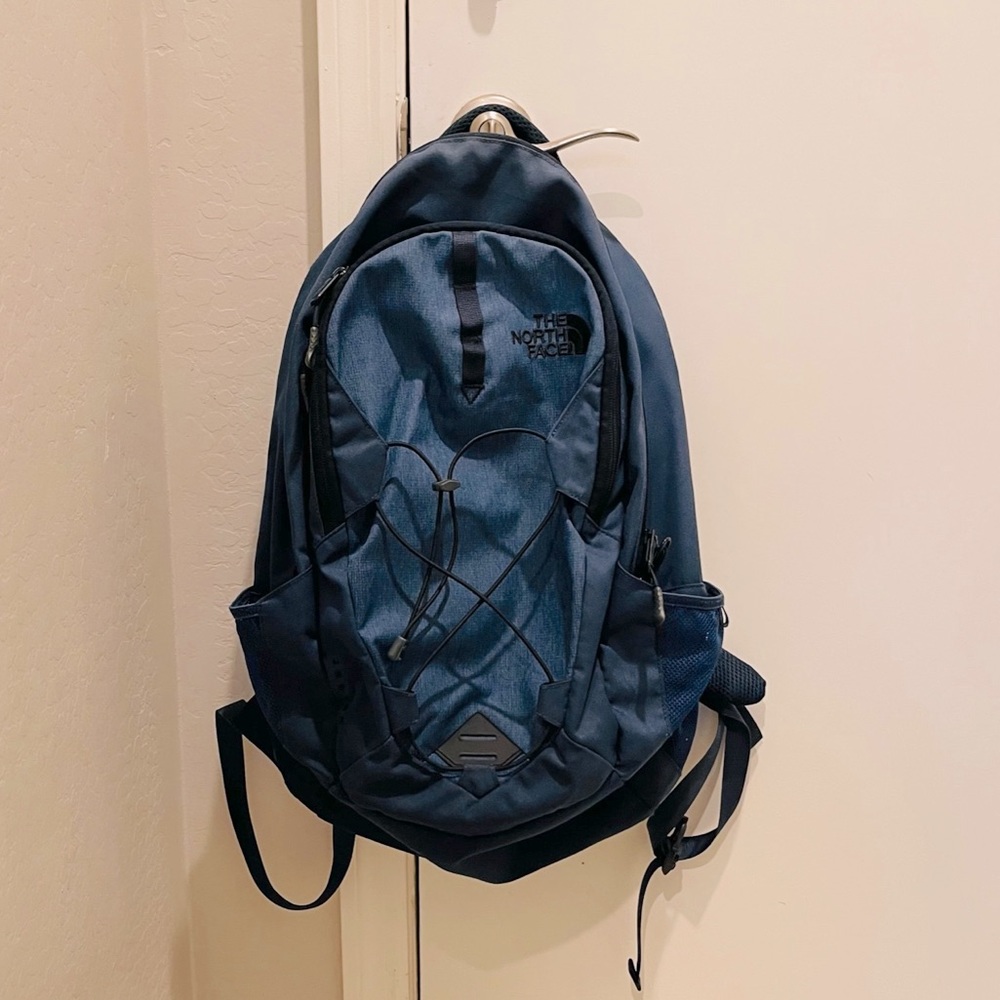 *Great Condition North Face Jester Backpack No Flaws. MSRP:$110+tax+ship.